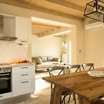 Gionis Villa