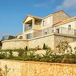 Villa Gionis *